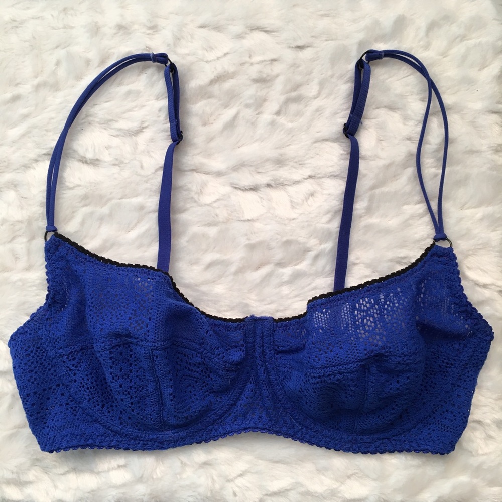 INTIMATELY FREE PEOPLE 32D UNDERWIRE BRALETTE BLUE